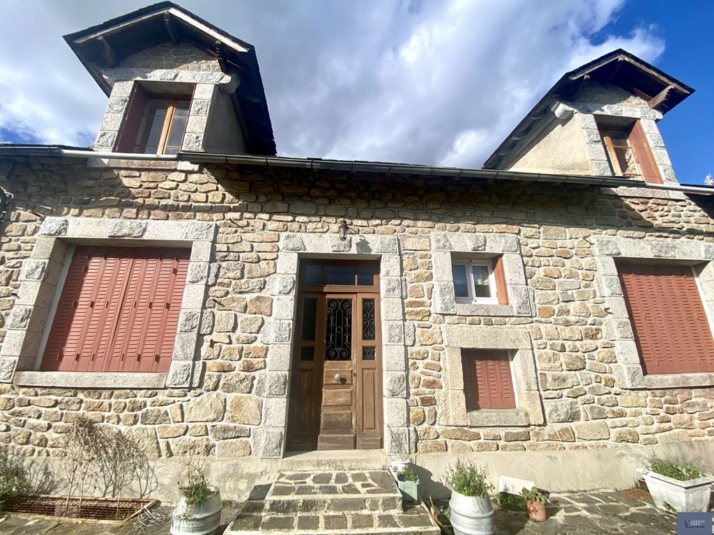 Maison de village AUMONT AUBRAC (48130) L'AGENCE IMMO